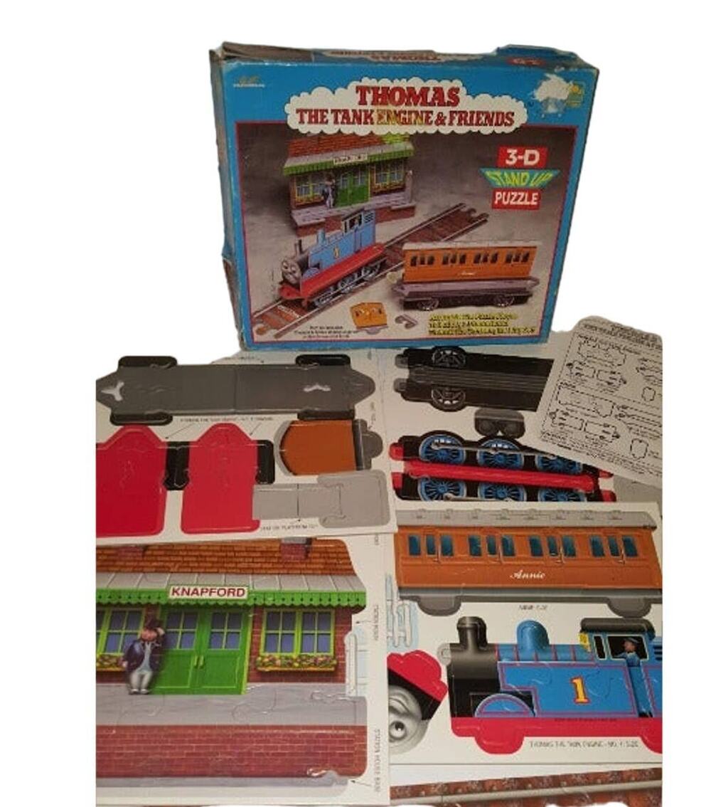 Vintage Thomas Tank & Friends 3-D Stand Up Puzzle #5295 Golden Complete